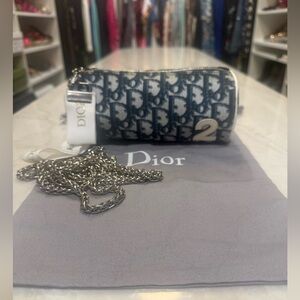 SOLD ❌❌❌DIOR Trotter Vintage Wristlet Mini Barrel Bag
Navy